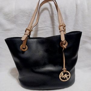 Black Michael Kors Tote Purse